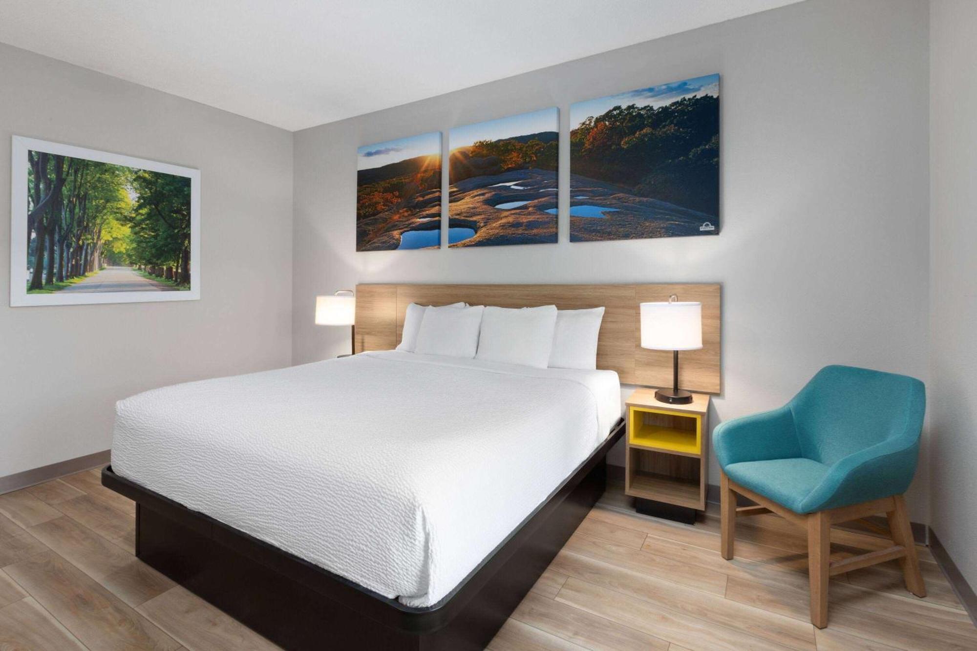 Days Inn By Wyndham Hutchinson Eksteriør bilde